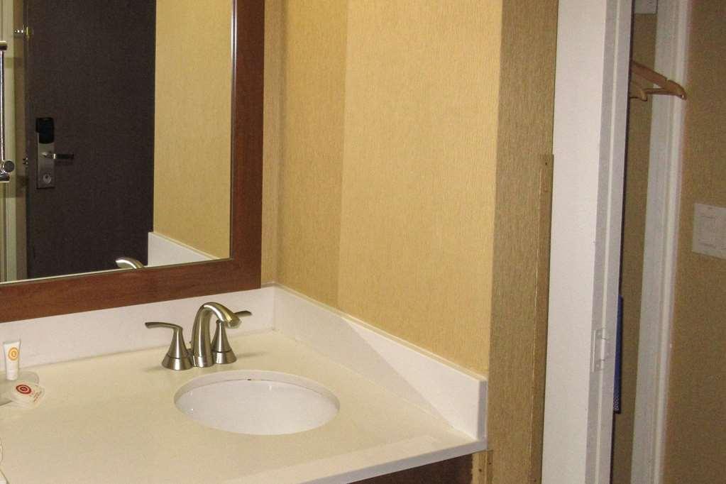 Comfort Inn Flagstaff Lucky Lane I-40 Room photo